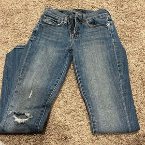 Women’s Lucky 🍀 jeans